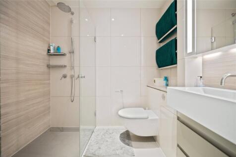 Main Shower Room