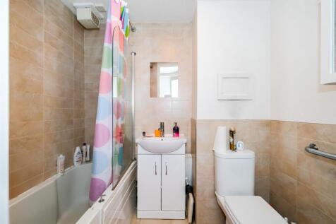 18 westleigh court-1_web.jpg