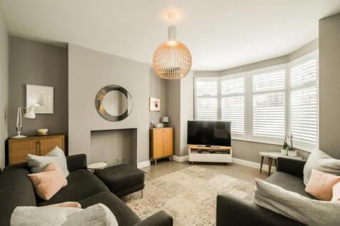 62 Woodlands Avenue-16_web.jpg