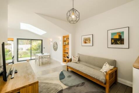 62 Woodlands Avenue-19_web.jpg