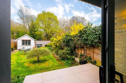 62 Woodlands Avenue-40_web.jpg