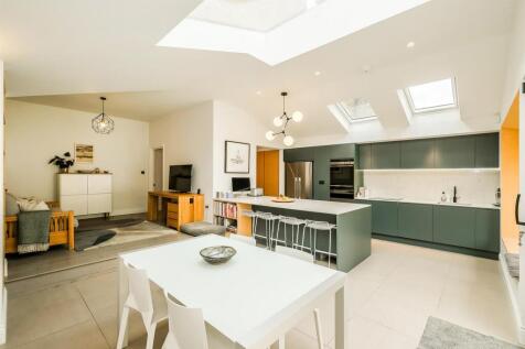 62 Woodlands Avenue-23_web.jpg