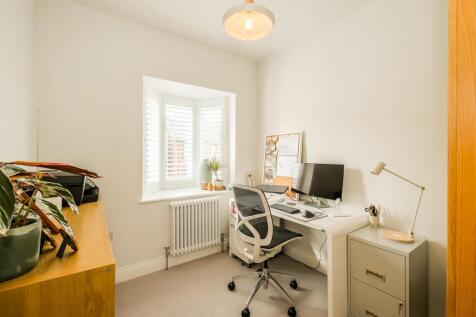 62 Woodlands Avenue-11_web.jpg