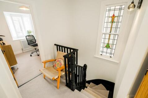 62 Woodlands Avenue-5_web.jpg