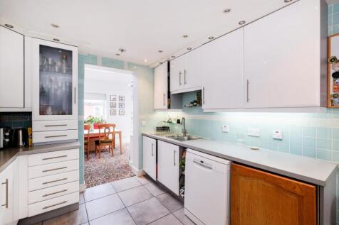 187 Cambridge Road-11_web.jpg