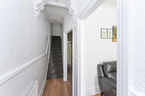 150 Cann Hall Road-13.JPG