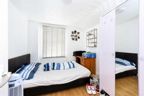 150 Cann Hall Road-3.JPG