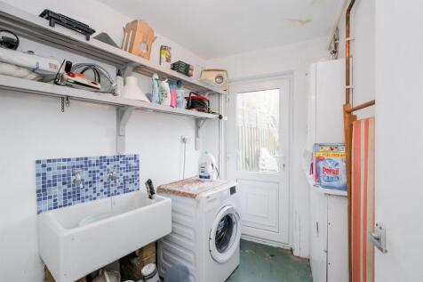 1 Reydon Avenue-29_web.jpg