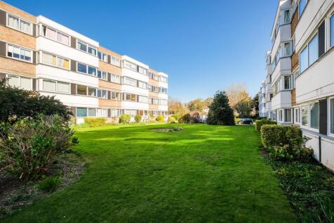 34 Queenswood Gardens-15.jpg