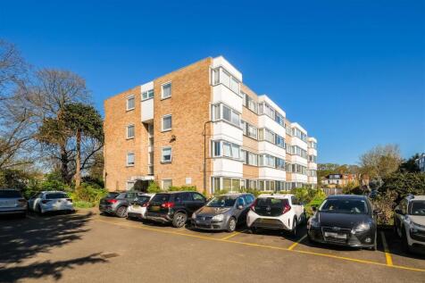 34 Queenswood Gardens-13.jpg