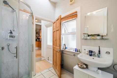 5 Park Road, Aldersbrook-15_web.jpg