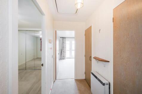 28 Westleigh Court-4_web.jpg