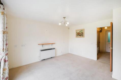 28 Westleigh Court-13_web.jpg