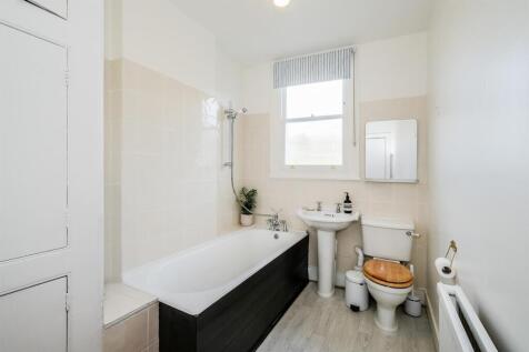 131 Wanstead Park Avenue-9_web.jpg