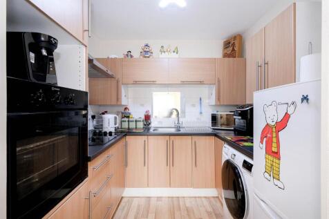 45 Ennerdale Court-6_resized.jpg