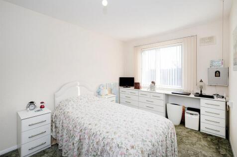 45 Ennerdale Court-3_resized.jpg