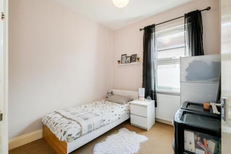 17a Dyson Road-4_web.jpg