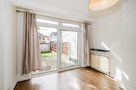 8 Eaton rise-27.jpg