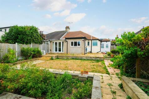 16 Peaketon Ave-28.jpg