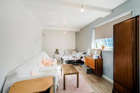 5 Holywell house-5.jpg
