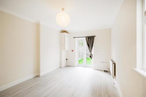 2h kings road-1.jpg