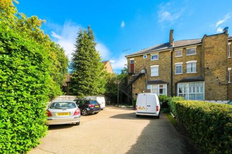 Flat 2, 70 Hermon Hill-30.jpg