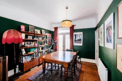 20 Reginald Road-25.jpg