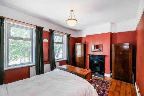 20 Reginald Road-8.jpg