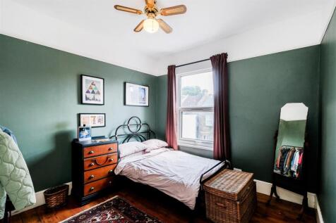 20 Reginald Road-5.jpg