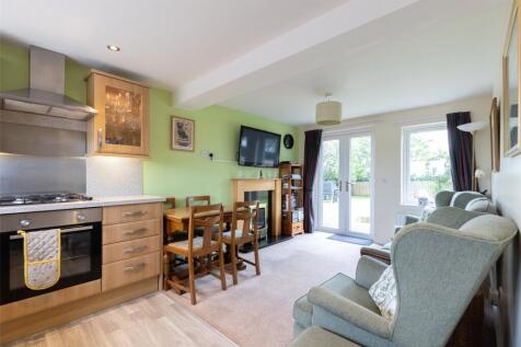 Living Room/Kitchen