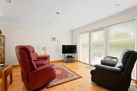 Siting/Dining Room