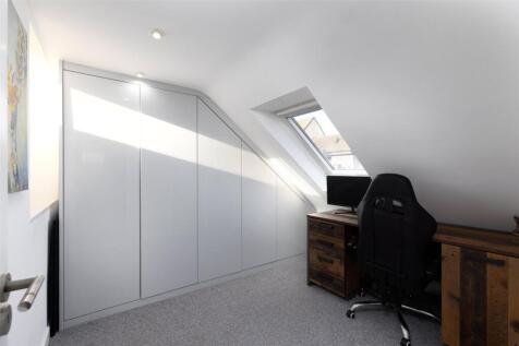 Office/Bedroom 4
