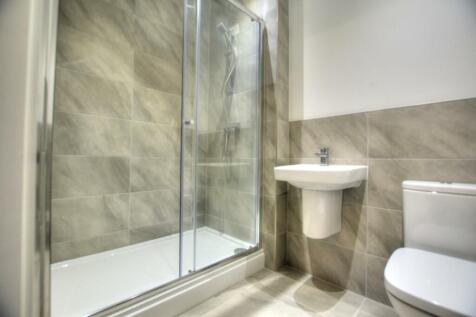 bathroom 2.jpg