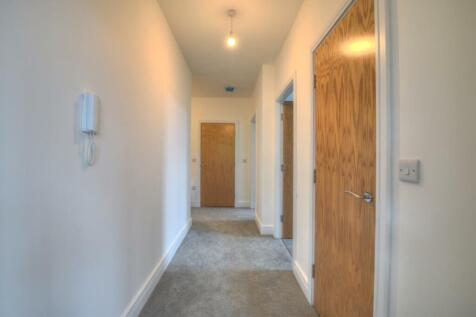 hallway .jpg
