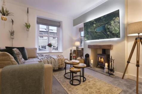 Living room - 02 copy.jpg
