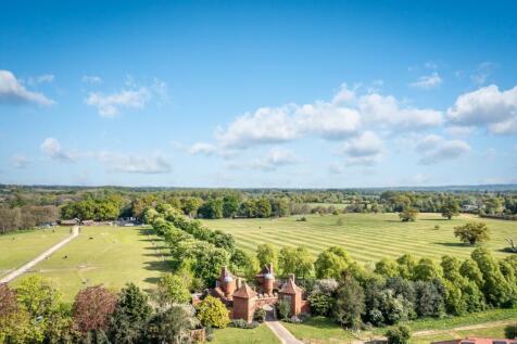 Lodge Cottages
