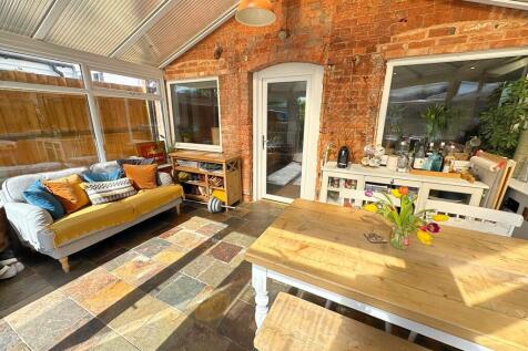 conservatory angl...