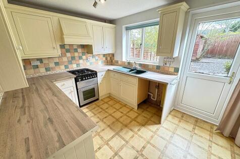 Kitchen from Livi...