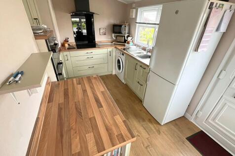 Kitchen angle (2)