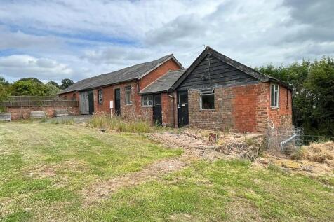 Barn ext rh side