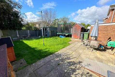 Rear garden angle