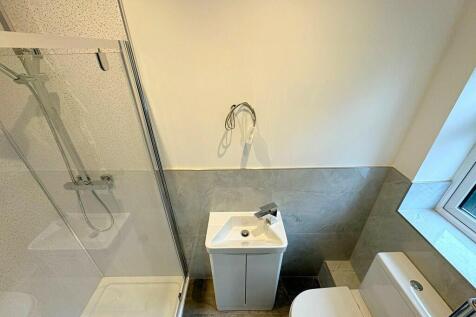 Ensuite Hi Level