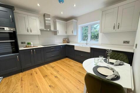 Kitchen from main...