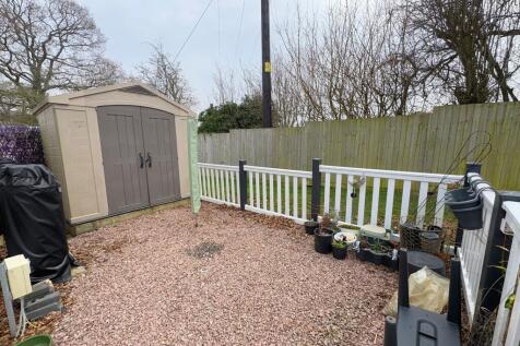 Rear garden area