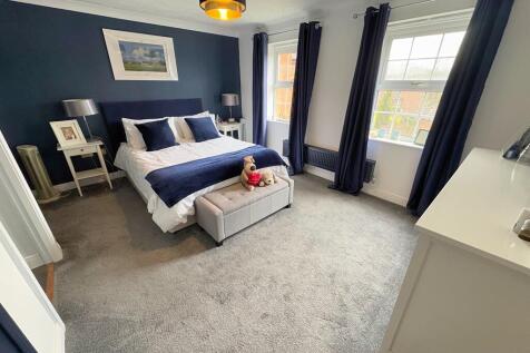 Bedroom 2 alt