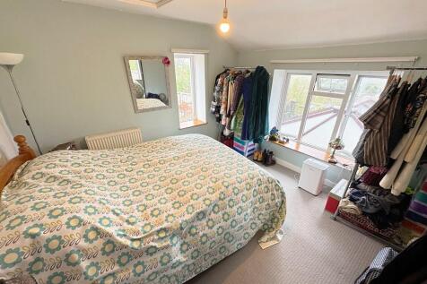 Bed 1