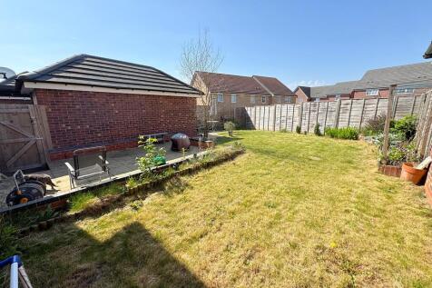 Rear Garden (3)