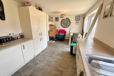 Kitchen to Diner