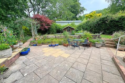 Garden Patio (2)