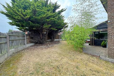 Side Garden alt